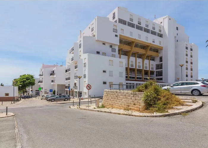 H&h Seaview Apartment